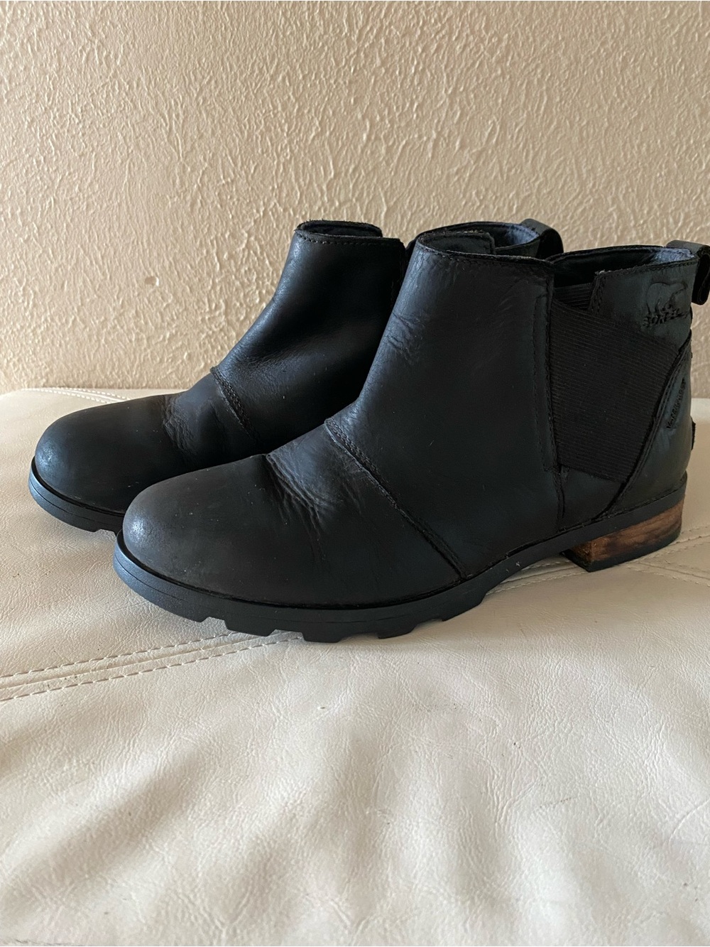 Sorel Emelie Chelsea Boots Women 8 Black Waterproof Leather Ankle gorpcore Y2K
